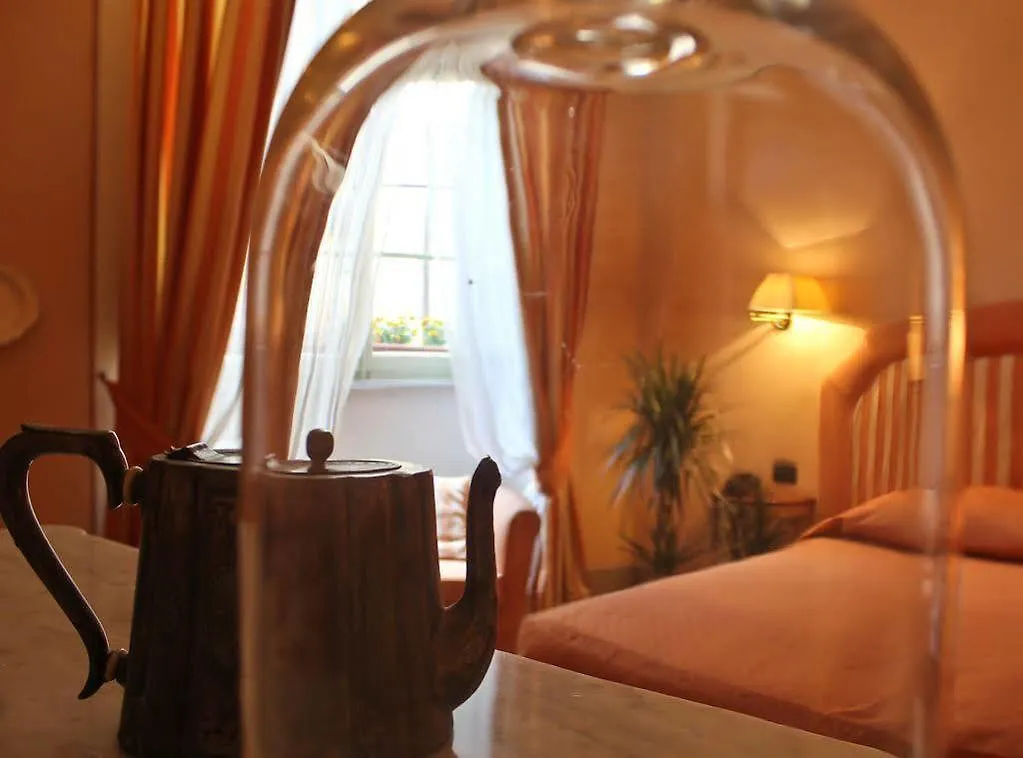 A Palazzo Busdraghi Residenza D'Epoca Bed & Breakfast Lucca Italy