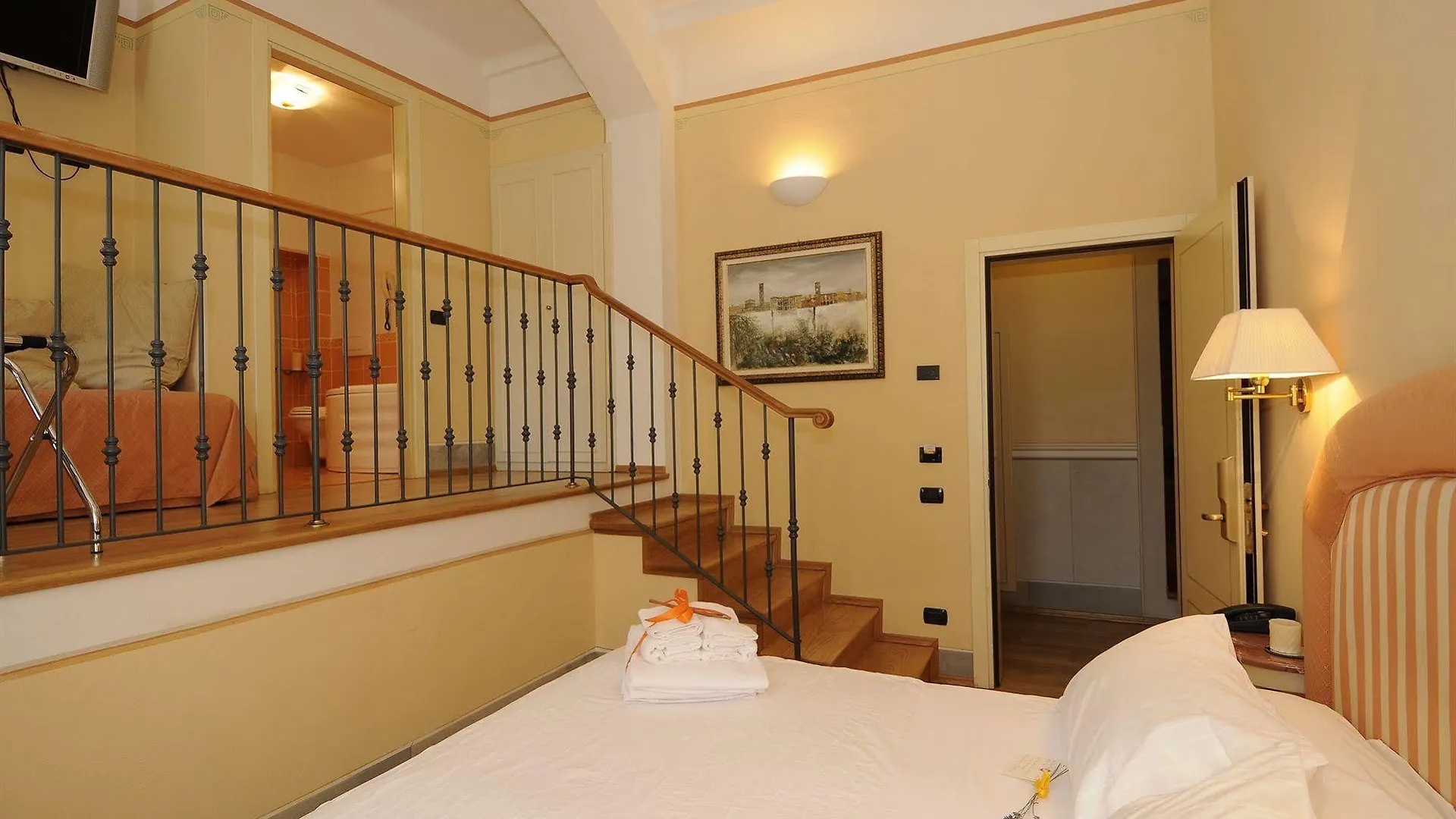A Palazzo Busdraghi Residenza D'Epoca Bed & Breakfast Lucca Italy