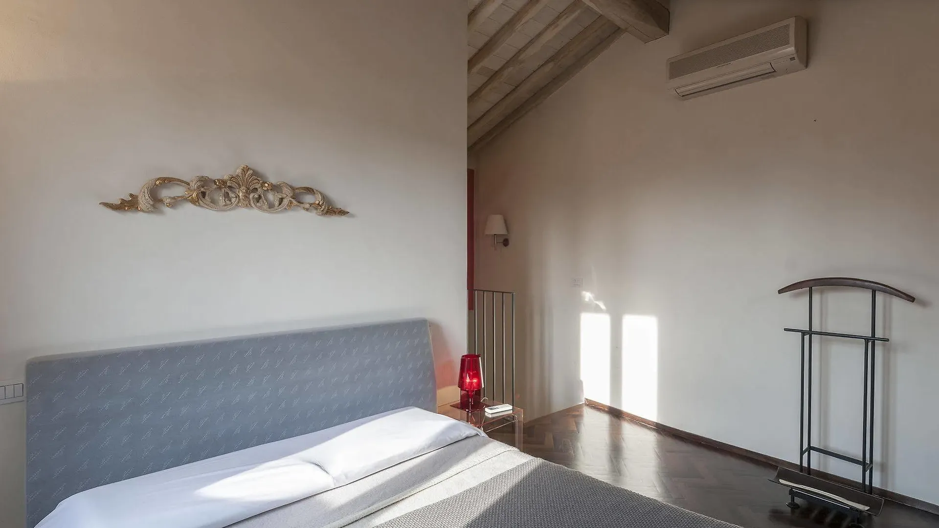 ****  A Palazzo Busdraghi Residenza D'Epoca Bed & Breakfast Lucca Italy